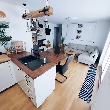 Apartma M&j *